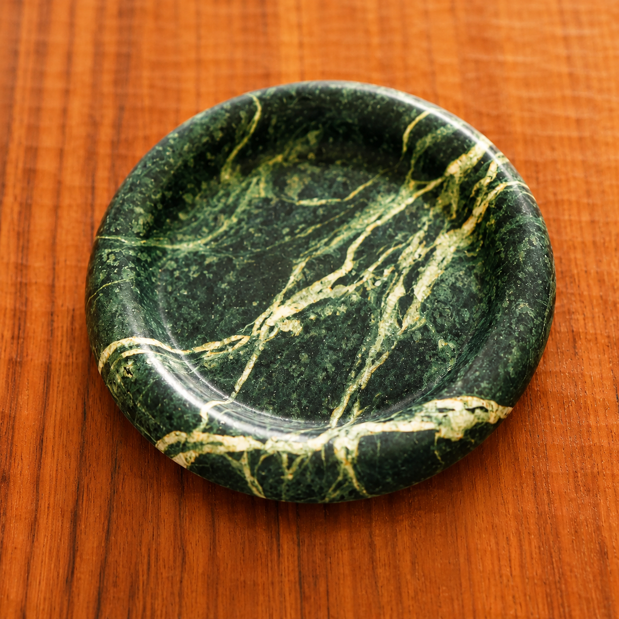Green Marble Round Decorative Tray by HandiGlobe Handcrafted Green Marble Round Decorative Tray for Bathroom Vanity and Jewelry Storage