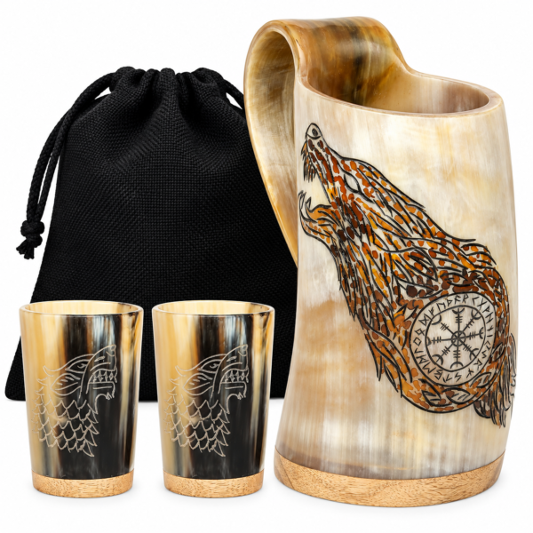 Natural horn Viking tankard set with two engraved shot cups
