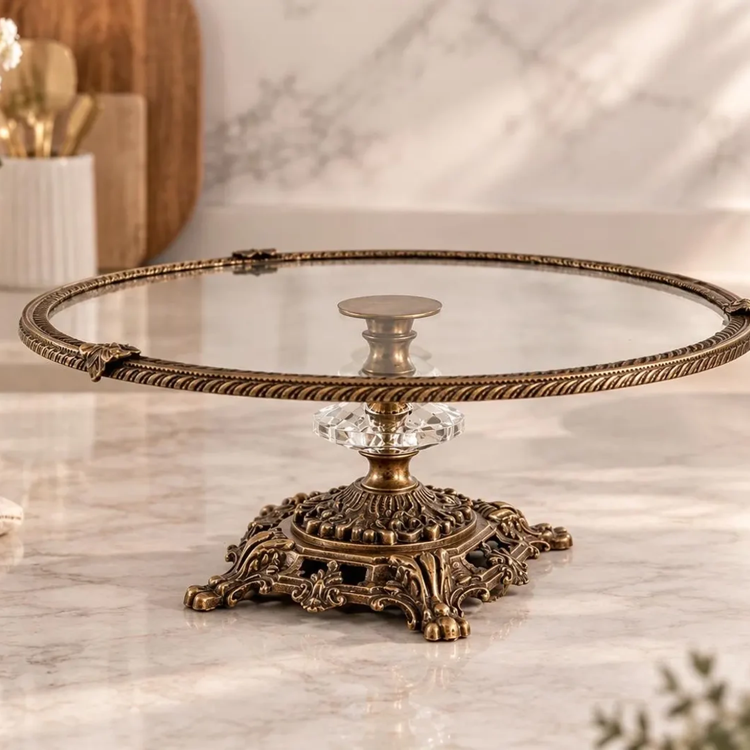 antique-brass-resin-cake-stand.webp Brass and resin pedestal cake stand dimensions 25 cm and 30 cm